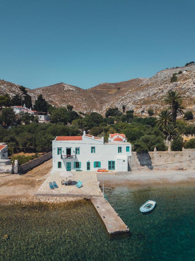 Petridi House *
